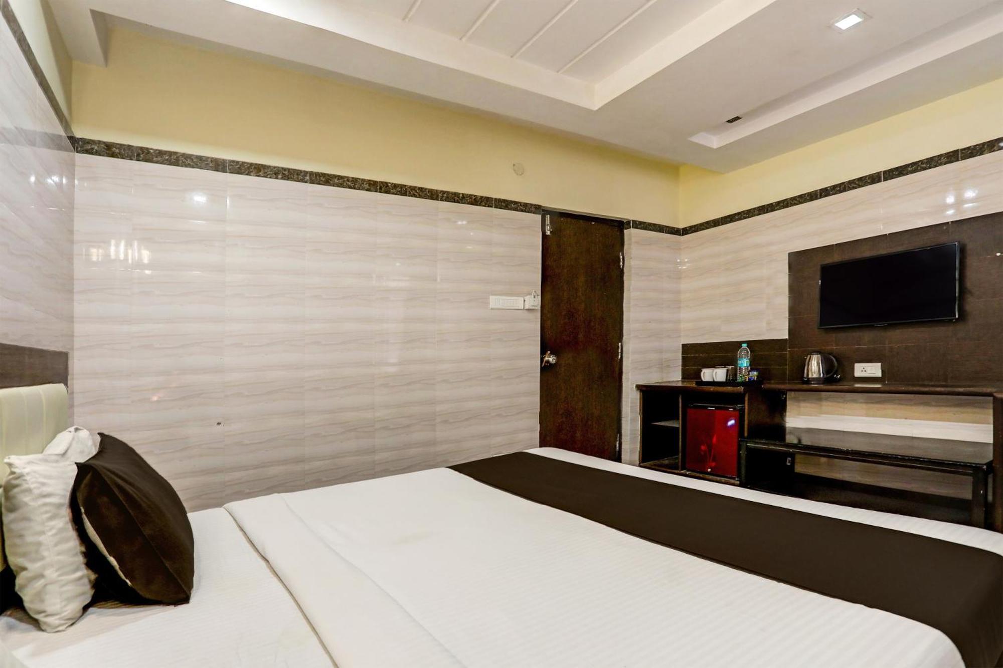 Flagship Hotel Suhana Grand Hyderabad Exterior foto